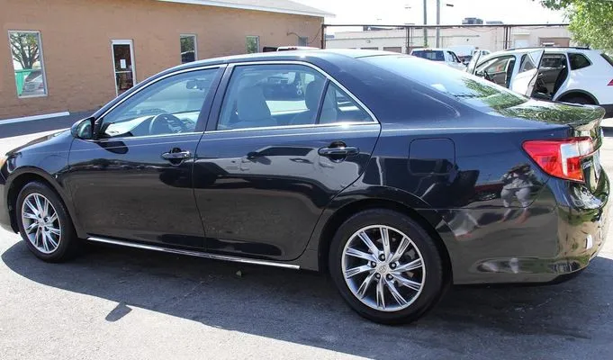 Toyota Camry · wash & wax